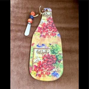 GIFT Idea! Charcuterie / Cheese Board with Spreading Knife, Chic, Brand New